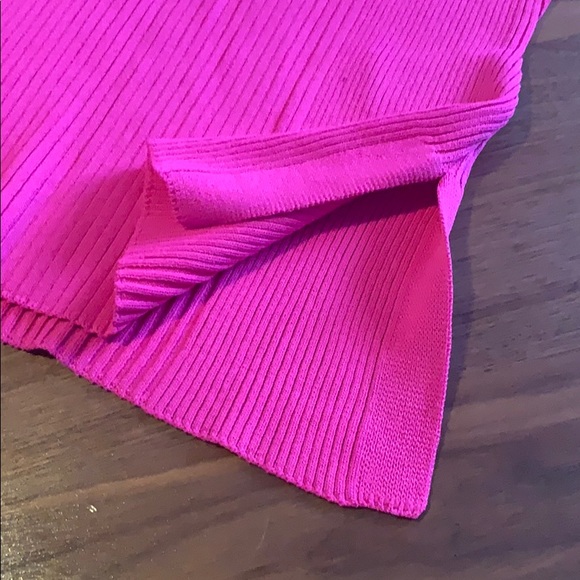 Bebe Henley Ribbed Tank - Picture 4 of 6